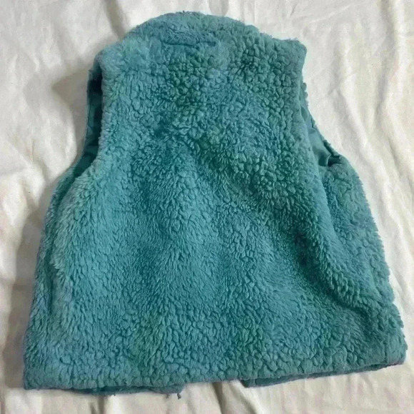 Epic Threads Girls Size 4T Toddler Faux Fur Vest Blue - Picture 2 of 5